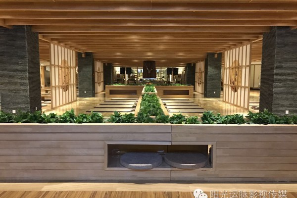夜幕降临，无锡这家茶馆带你领略别样风情